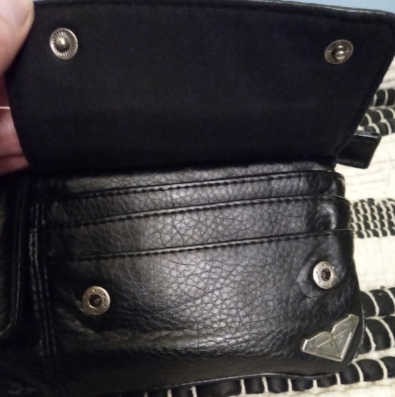 Vintage Roxy Wallet - Picture 2 of 10